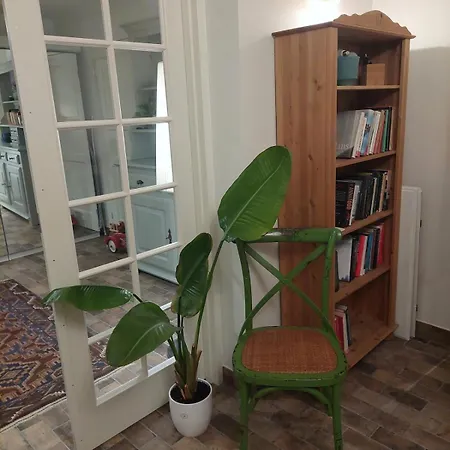Apartment Self-contained In A House In